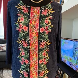 Ladies Plus Sz Top NWTS